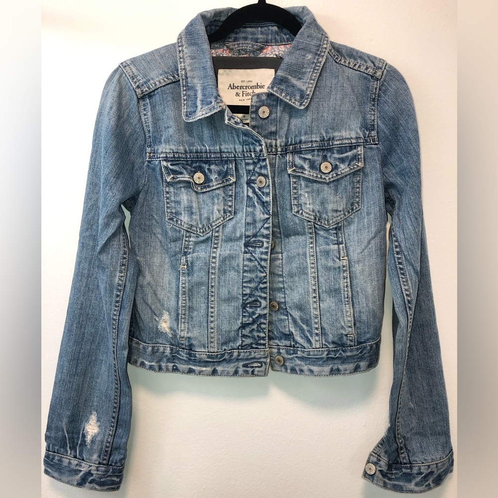 Abercrombie Fitch jean jacket, lighter color & distressed, size M, length 18.5”